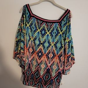 Nicole, women top cold shoulder